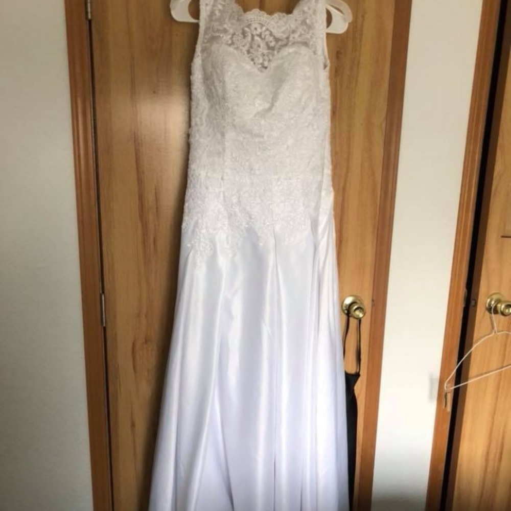 Like New Wedding Dress